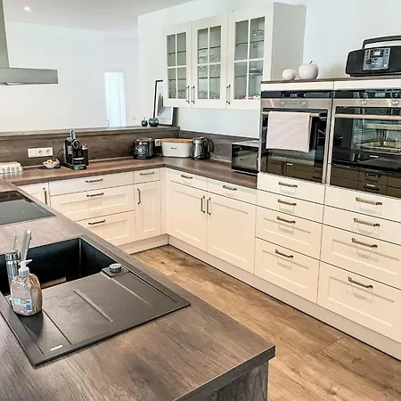 Meyer By Interhome